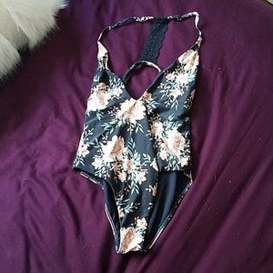 Billabong 1 piece
